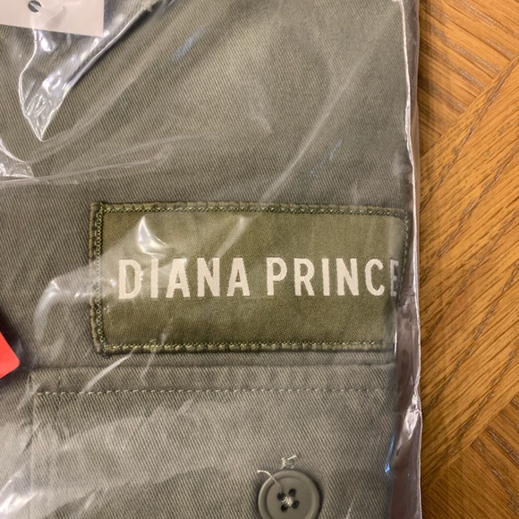 Universal DC long sleeve wonder woman - Picture 4 of 6